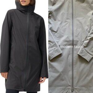 Aritzia the group by babaton frontier hooded waterproof rain coat jacket S